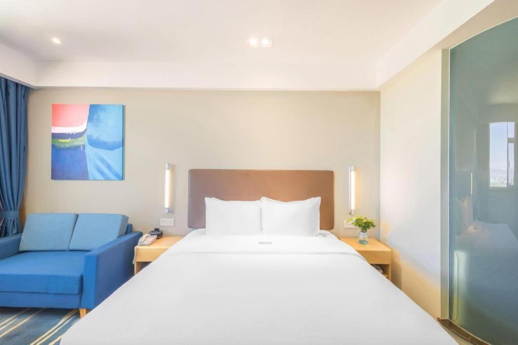 Holiday Inn Express Zhangye By Ihg Exterior photo