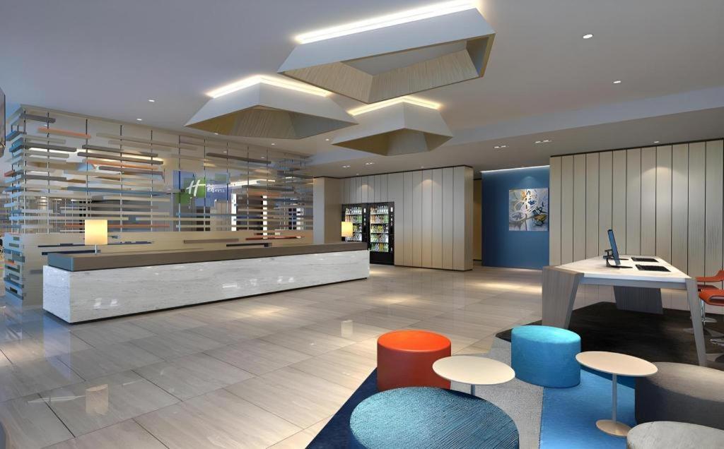 Holiday Inn Express Zhangye By Ihg Exterior photo